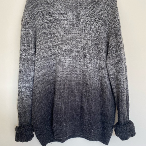 Primark Oversized Ombré Sweater - Picture 2 of 4